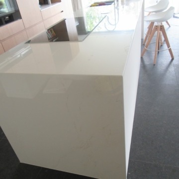 keukenwerkblad in dekton glacier